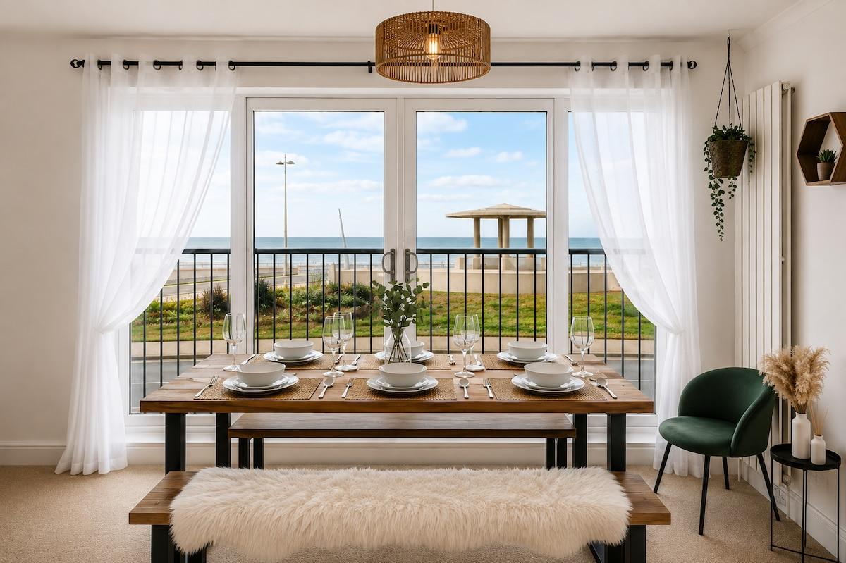 The Sea Swallow: Dining area